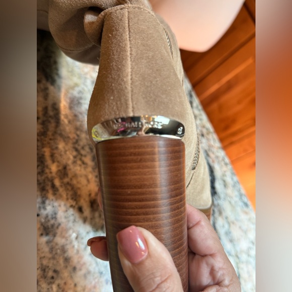 Michael Kors suede boots - Picture 11 of 16